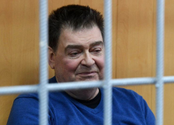Бывший гендиректор шахтинского завода РЭМЗ получил 3,5 года колонии Бывший гендиректор шахтинского завода РЭМЗ получил 3,5 года колонии