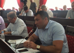 «Вам уже никто не верит. Вы нас предали», - депутат главе города Шахты Ирине Жуковой «Вам уже никто не верит. Вы нас предали», - депутат главе города Шахты Ирине Жуковой