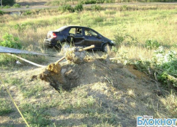 На автодороге Шахты-Раздорская в ДТП погиб 45-летний мужчина На автодороге Шахты-Раздорская в ДТП погиб 45-летний мужчина