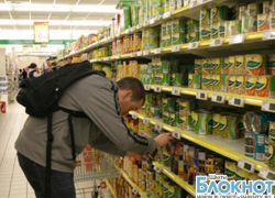 Из супермаркетов города Шахты изымают украинские консервы и сыр Из супермаркетов города Шахты изымают украинские консервы и сыр