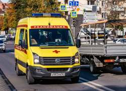 В Шахтах с подозрением на коронавирус срочно госпитализирована семья, вернувшаяся из Таиланда В Шахтах с подозрением на коронавирус срочно госпитализирована семья, вернувшаяся из Таиланда
