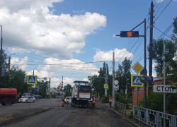 Новый светофор появился на перекрестке Рабоче-Крестьянской и Донского в Шахтах Новый светофор появился на перекрестке Рабоче-Крестьянской и Донского в Шахтах