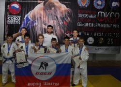 Шесть бойцов из Шахт получили путевку на Чемпионат мира-2018 Шесть бойцов из Шахт получили путевку на Чемпионат мира-2018