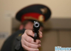В Новошахтинске расследуется убийство двух человек В Новошахтинске расследуется убийство двух человек