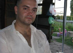В больнице скончался один из рабочих, пострадавших во время взрыва газа в пятиэтажном доме В больнице скончался один из рабочих, пострадавших во время взрыва газа в пятиэтажном доме