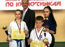 Шахтинцы завоевали золото и бронзу на чемпионате ЮФО по киокусинкай каратэ Шахтинцы завоевали золото и бронзу на чемпионате ЮФО по киокусинкай каратэ