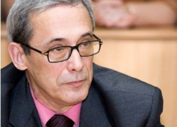Ученому Владимиру Марчуку из Шахт объявлена благодарность президента РФ Ученому Владимиру Марчуку из Шахт объявлена благодарность президента РФ