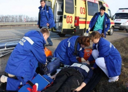 Двое погибли и пять человек пострадали в столкновении ВАЗа с иномаркой под Шахтами Двое погибли и пять человек пострадали в столкновении ВАЗа с иномаркой под Шахтами