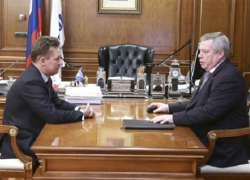 Василий Голубев напомнил главе «Газпрома» о срочной модернизации газовой станции в Шахтах Василий Голубев напомнил главе «Газпрома» о срочной модернизации газовой станции в Шахтах