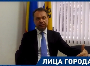 «Не проявляйте геройства, не заражайте коллег», - комментарий недели от главврача шахтинской скорой помощи Андрей Рябов «Не проявляйте геройства, не заражайте коллег», - комментарий недели от главврача шахтинской скорой помощи Андрей Рябов
