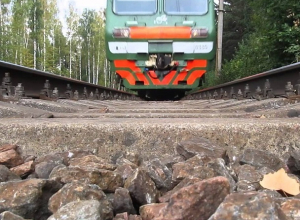 Тепловоз переехал 10-летнего ребенка в Каменоломнях под Шахтами Тепловоз переехал 10-летнего ребенка в Каменоломнях под Шахтами