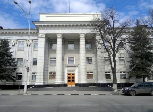 Пристыдил за открытые люки и пообещал в Шахтах больше дворников – Анатолий Глушков провел первую планерку Пристыдил за открытые люки и пообещал в Шахтах больше дворников – Анатолий Глушков провел первую планерку