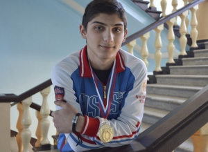 Шахтинец Давид Назарян завоевал «золото» на чемпионате России по тхэквондо Шахтинец Давид Назарян завоевал «золото» на чемпионате России по тхэквондо