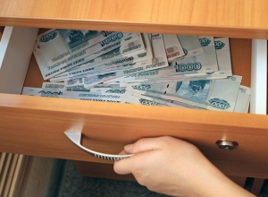 Более 400 тысяч рублей украл шахтинец на продаже газового оборудования Более 400 тысяч рублей украл шахтинец на продаже газового оборудования