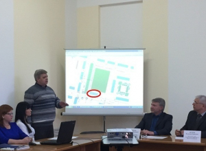 Уволили директора шахтинской школы, протестовавшего против застройки футбольного поля в посёлке Машзавод Уволили директора шахтинской школы, протестовавшего против застройки футбольного поля в посёлке Машзавод