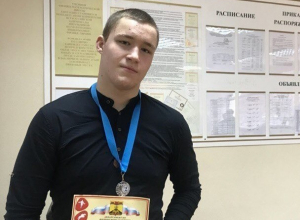 Шахтинец завоевал «серебро» на соревнованиях по греко-римской борьбе Шахтинец завоевал «серебро» на соревнованиях по греко-римской борьбе