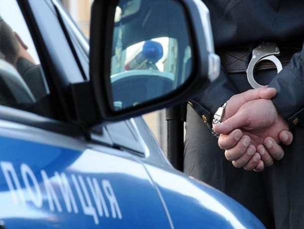 Банду вооруженных налётчиков задержали рядом с Шахтами Банду вооруженных налётчиков задержали рядом с Шахтами