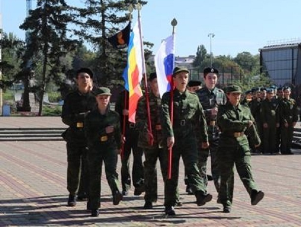 За победу в военной-спортивной игре «Отвага» в Шахтах поборются 360 человек За победу в военной-спортивной игре «Отвага» в Шахтах поборются 360 человек