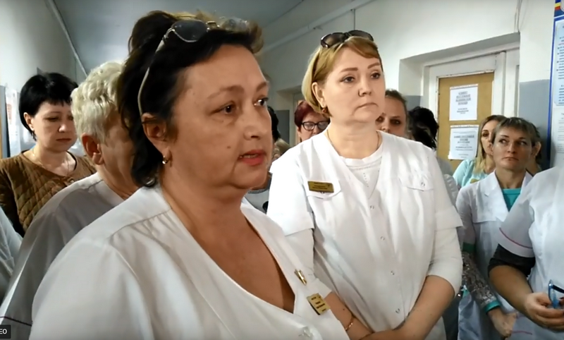 В Шахтах назревает очередной социальный взрыв: теперь протестовать собрались врачи В Шахтах назревает очередной социальный взрыв: теперь протестовать собрались врачи