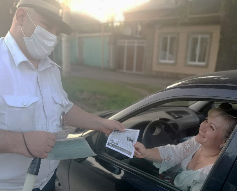 Памятка о правилах безопасности на дорогах никогда не лишняя Памятка о правилах безопасности на дорогах никогда не лишняя