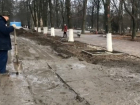 «До конца года деньги освоены не будут»: власти рассказали о проблемах с реконструкцией Александровского парка