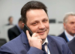 Глава комиссии, назначившей кандидатом в сити-менеджеры Шахт Игоря Медведева, уволился с поста заместителя губернатора