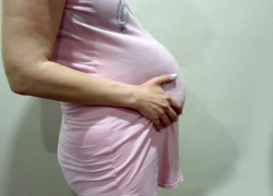 Беременным женщинам в Шахтах помогут консультанты по горячей линии «Спаси жизнь»