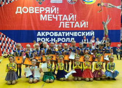 Шахтинские рок-н-рольщики привезли с областных соревнований 27 медалей