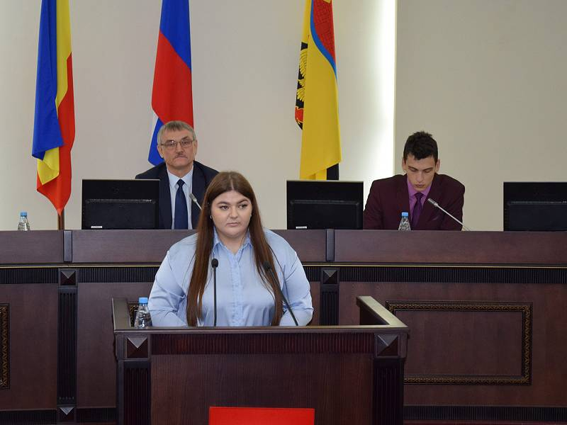Молодежный парламент возглавила Анастасия Апанасевич